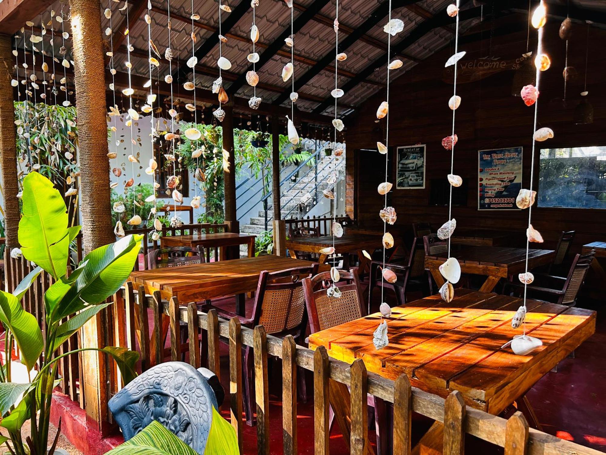 Pearl Bungalow Trincomalee Exteriör bild