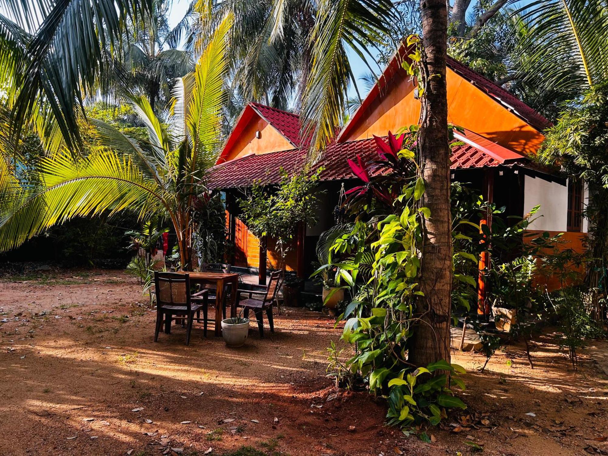 Pearl Bungalow Trincomalee Exteriör bild