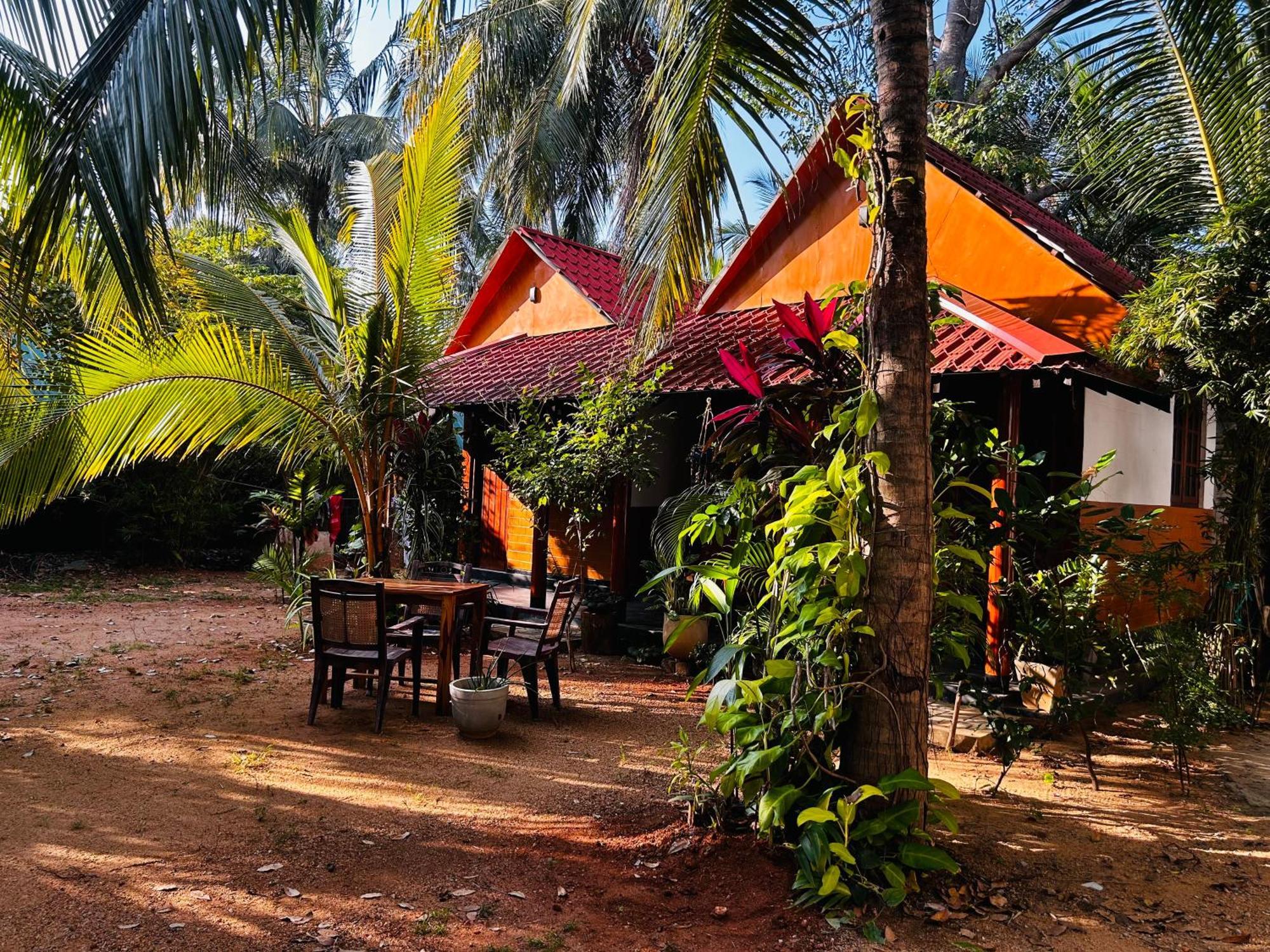 Pearl Bungalow Trincomalee Exteriör bild