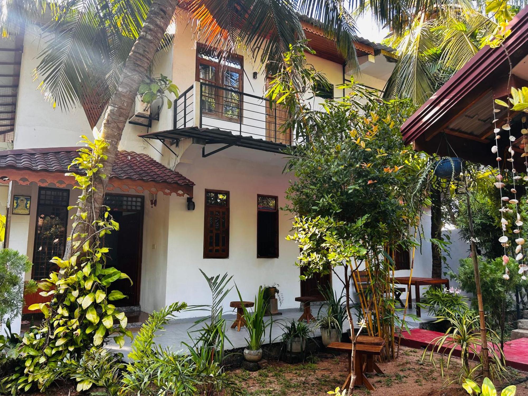 Pearl Bungalow Trincomalee Exteriör bild