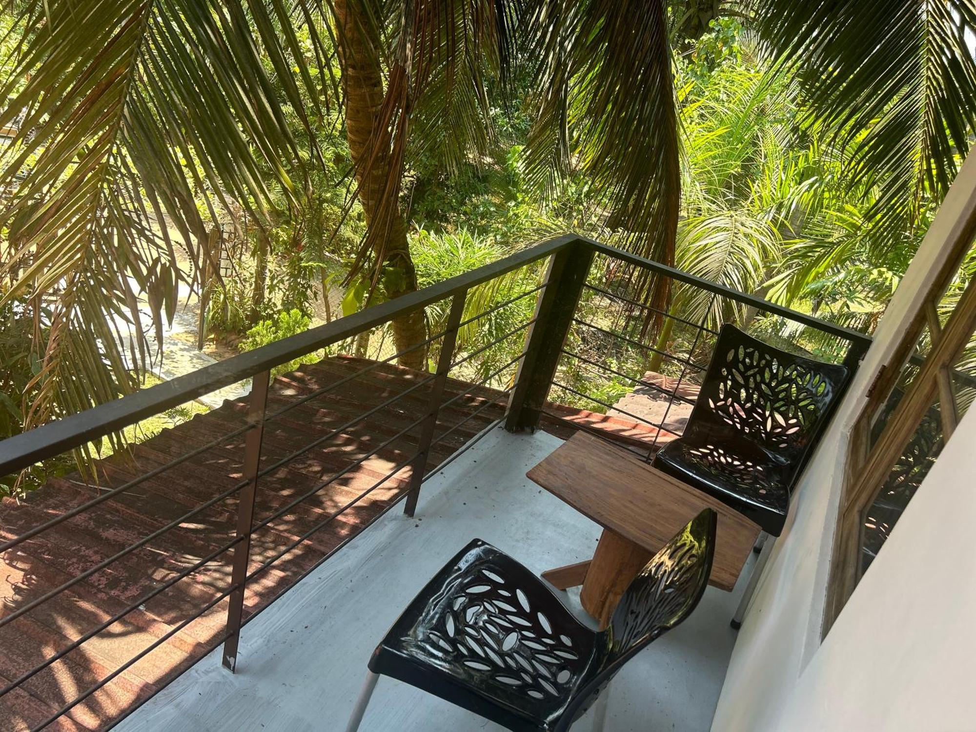 Pearl Bungalow Trincomalee Exteriör bild